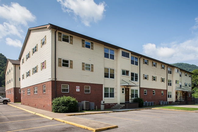 Building Photo - Bridgewater Place Apartments