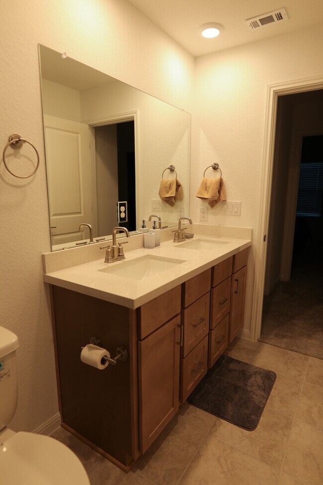 Foto del edificio - 2911 Tavern Dr