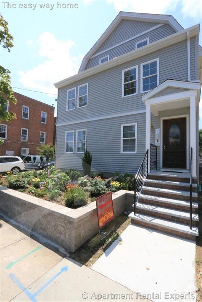 Building Photo - 220 Massachusetts Ave