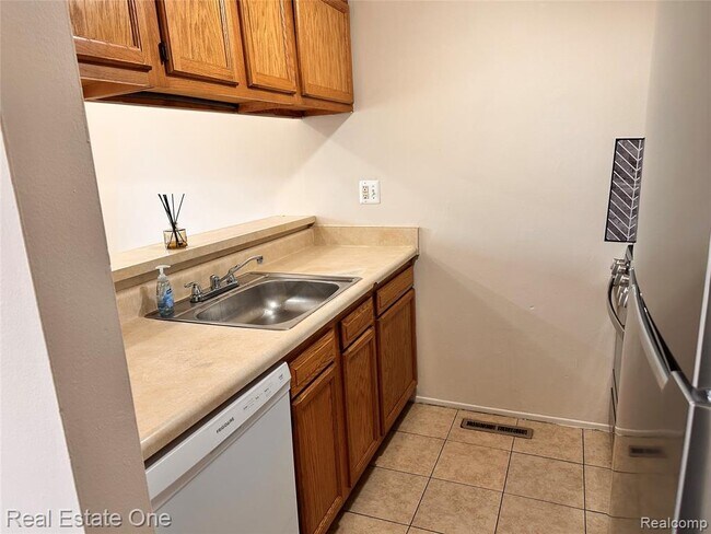 Foto del edificio - 35253 Turner Dr