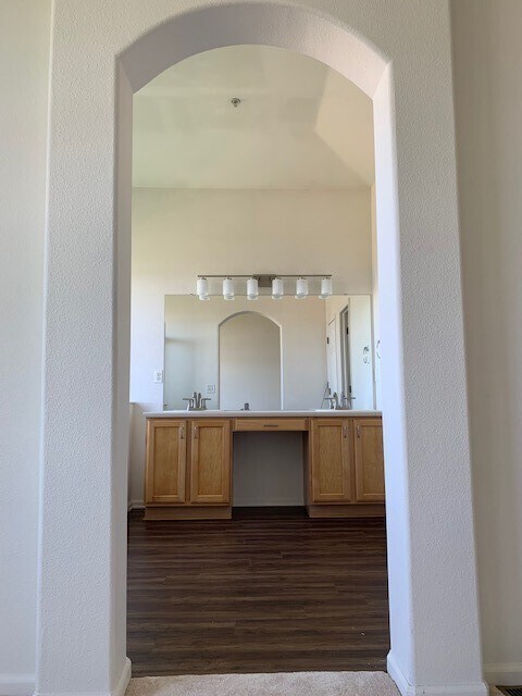 Foto del edificio - 2855 Rock Creek Cir