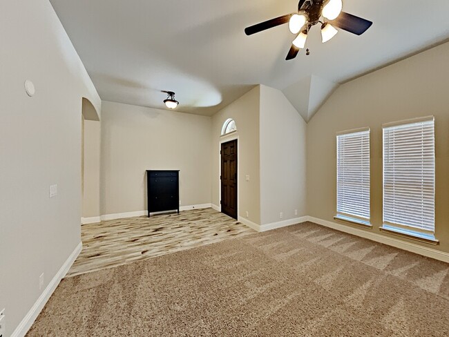 Building Photo - 11848 Carlin Dr