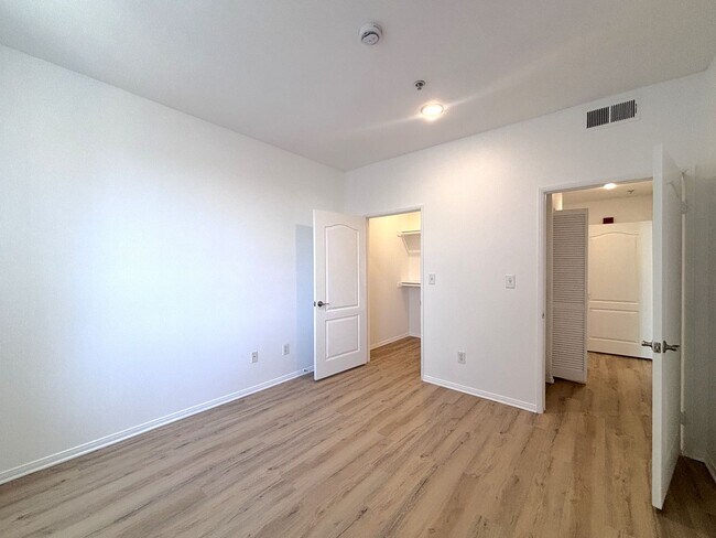 Interior Photo - 2245 Beverly Glen Blvd.