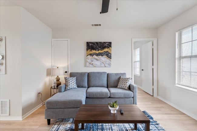 Building Photo - 5810 Redstone Dr