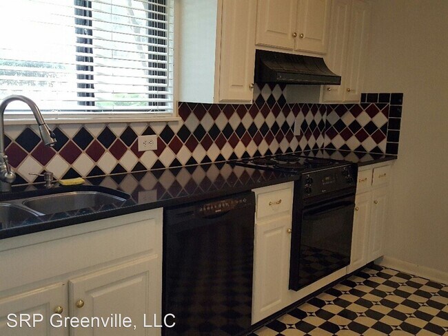 Building Photo - 3 br, 2.5 bath House - 71 Briarview Circle