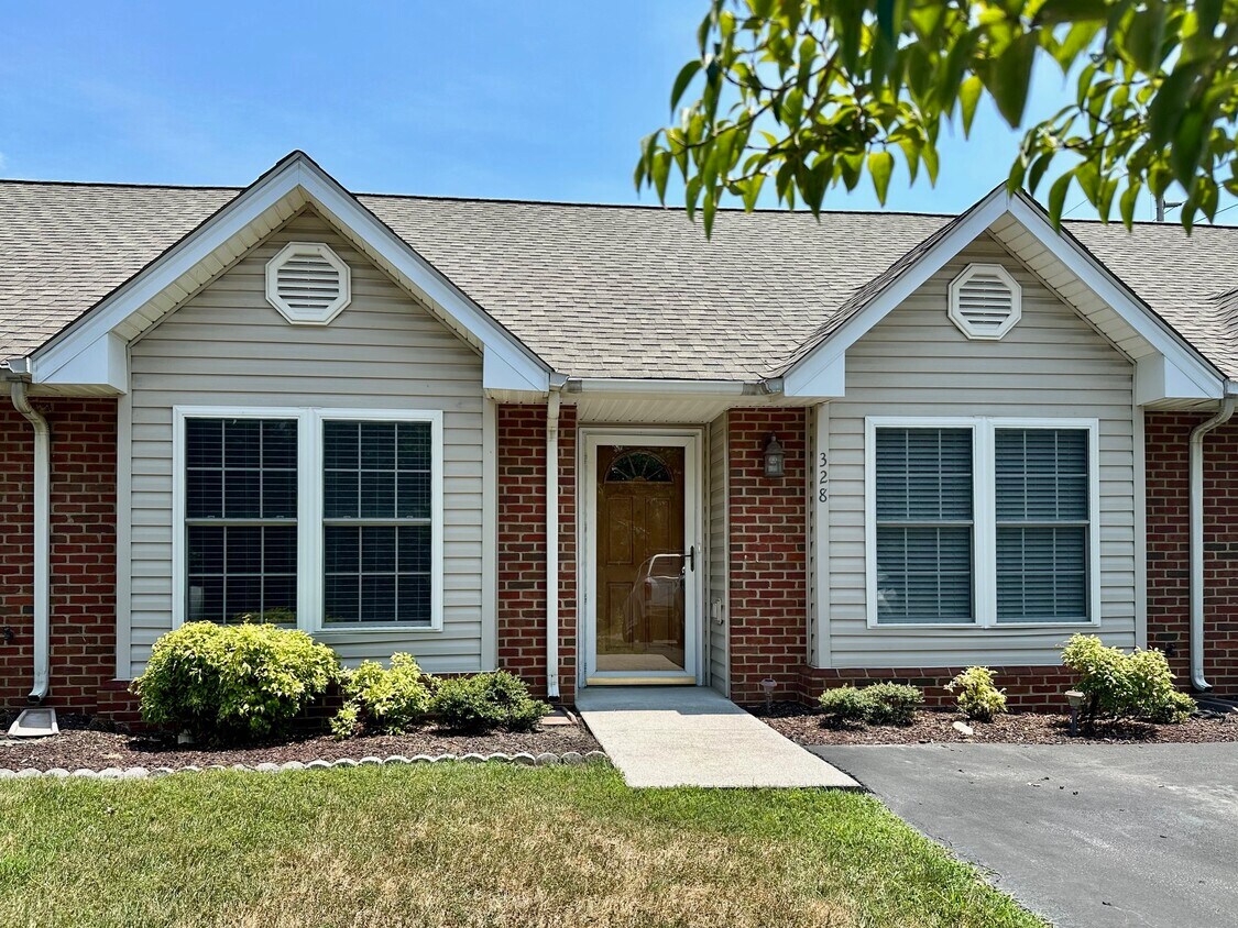 Foto principal - 328 Cypress St