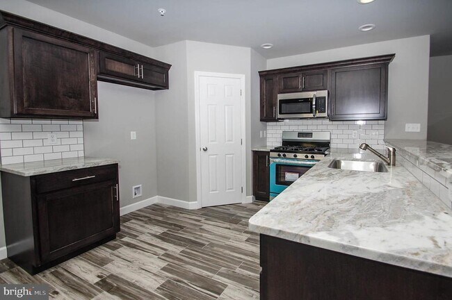 Foto del edificio - 519 Elm St