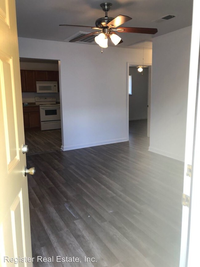 Building Photo - 204 Wilker Neal Ave
