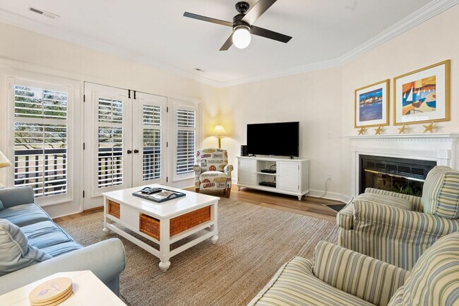 Foto del edificio - 34 Collins Meadow Dr