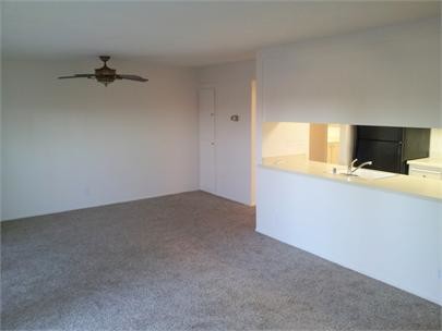 Foto del edificio - 2410 Sunny Ln