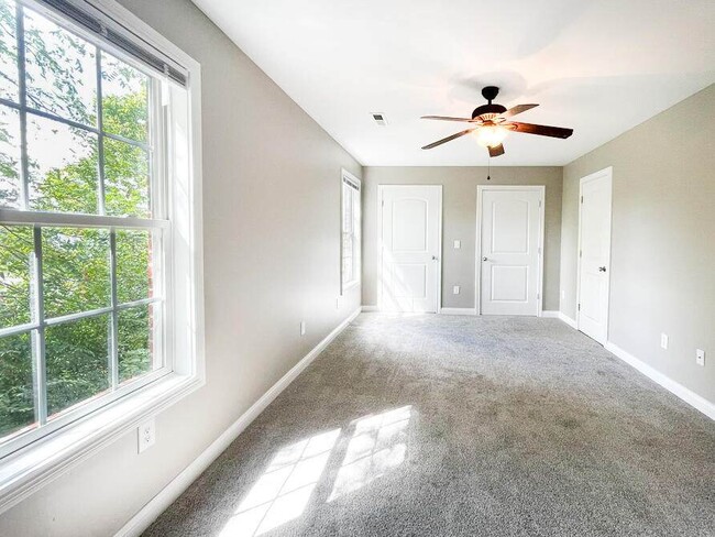 Building Photo - 1151 Unity Dr