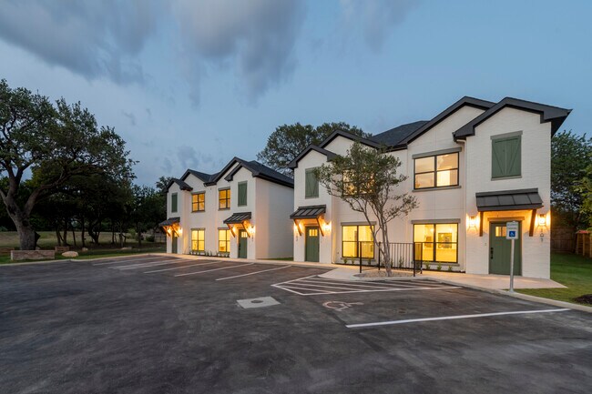 Foto del edificio - 5927 Prue Rd