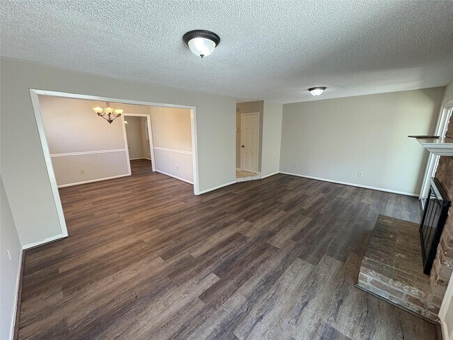 Foto del edificio - 17159 Beaver Springs Dr