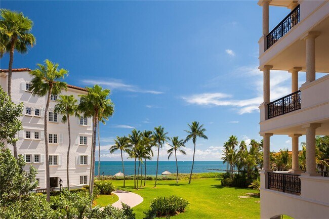 Foto del edificio - 19222 Fisher Island Dr