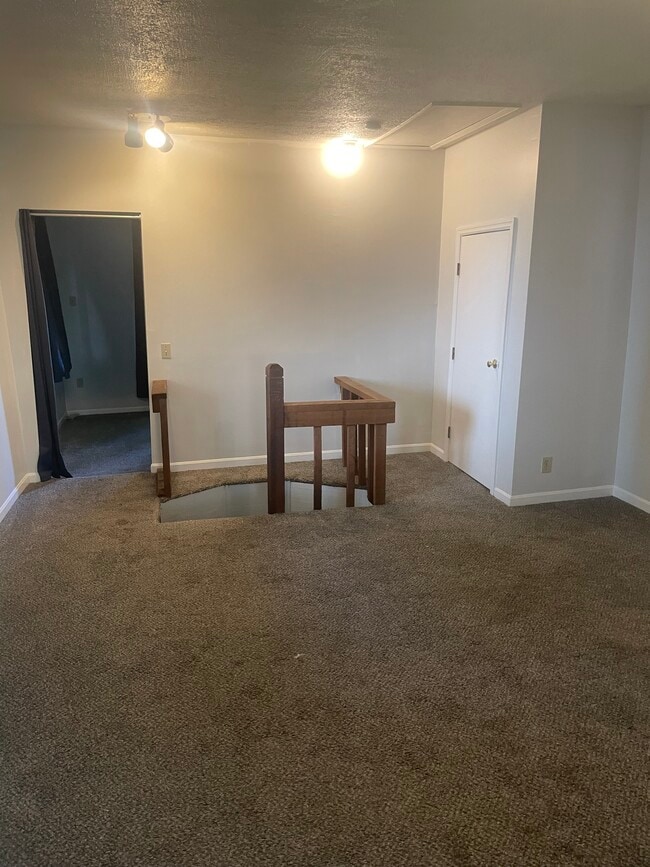 Comedor - 214 Wright Street