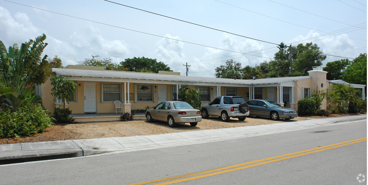 Foto principal - 731 N Federal Hwy