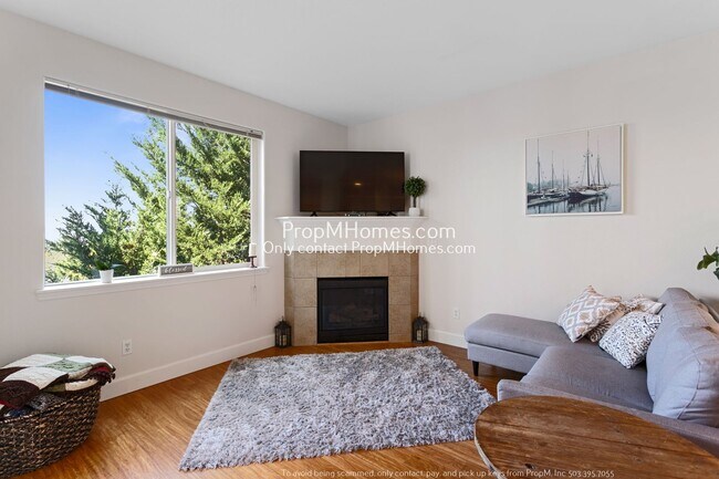 Foto del edificio - Four Bedroom Home with Amazing Views in Bull Mountain!