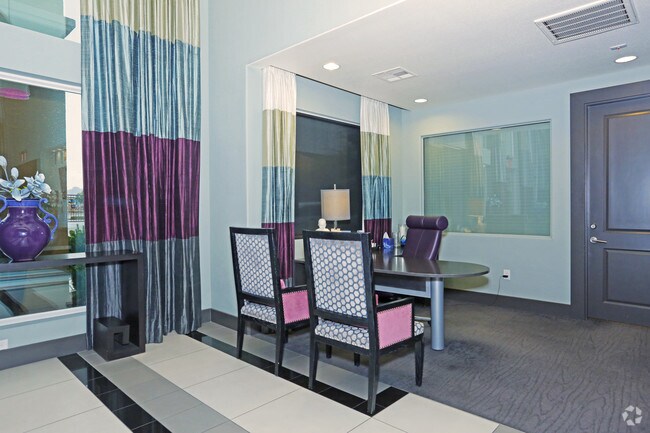 Área de arrendamiento - Elysian St Rose