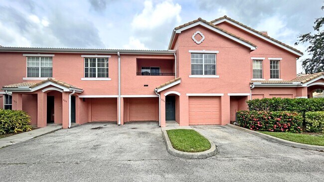 Building Photo - 118 SW Peacock Blvd