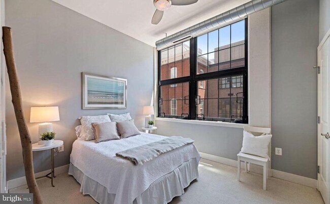 Foto del edificio - 2125 14th St NW