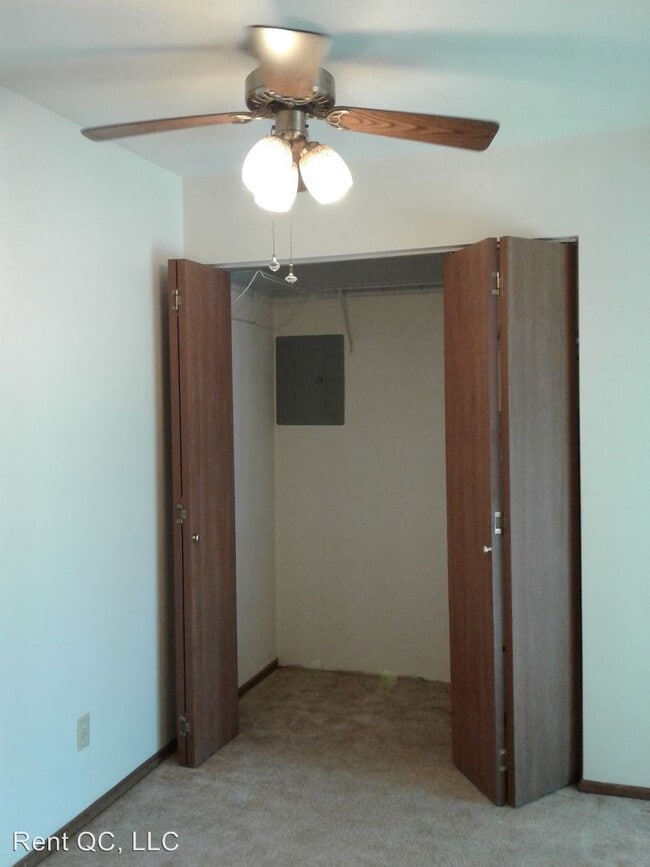 Building Photo - 5122 25th Ave Ct