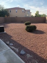 Building Photo - 706 Aloe Yucca Ave