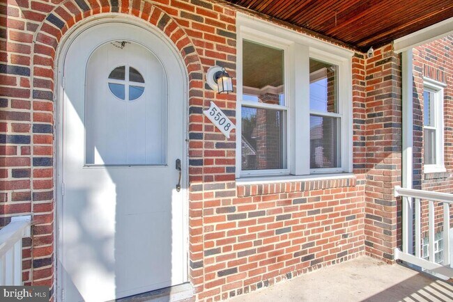 Building Photo - 5508 Sefton Ave