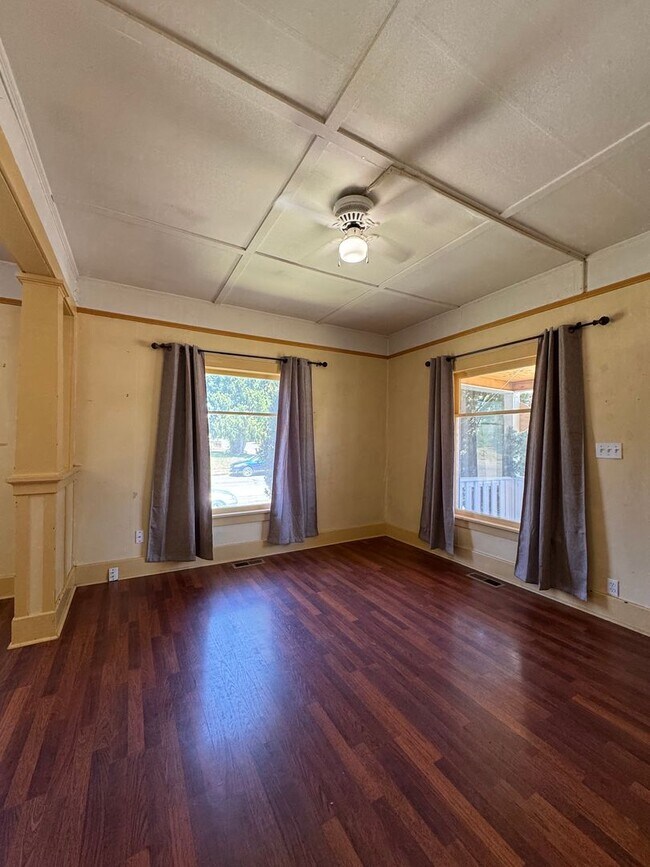 Foto del edificio - 509 N Cle Elum St