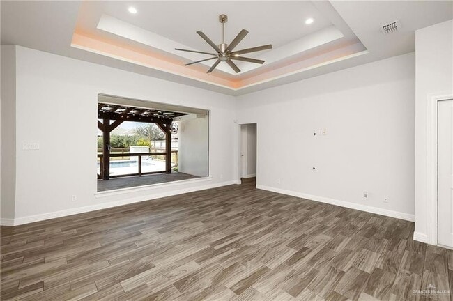 Building Photo - 1408 Garden Ridge Ave