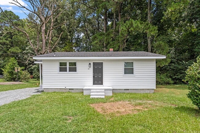 Building Photo - Move-In Ready Ranch Home in Prime Princeto...
