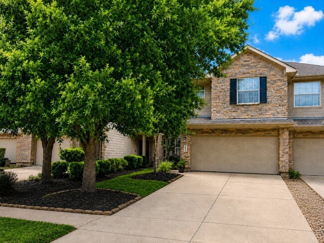 Building Photo - 24530 Folkstone Cir