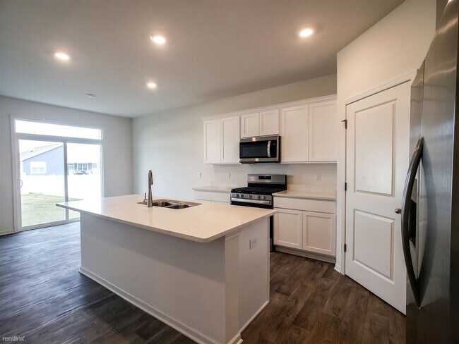 Foto del edificio - 4 br, 2.5 bath House - 7580 West 105th Place