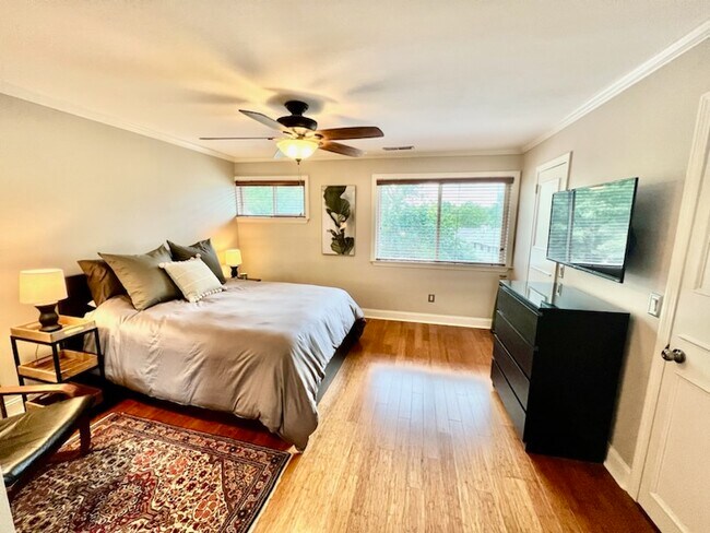 Foto del edificio - 225 Sunrise Hill Ln