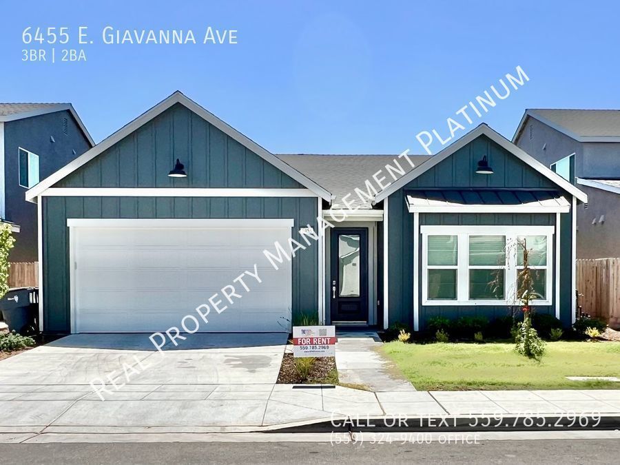 Primary Photo - $2,600 Armstrong and Ashlan, 3 Bedroom Hom...