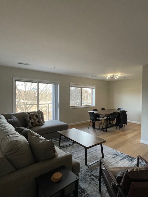 Foto del edificio - 1160 N Quincy St