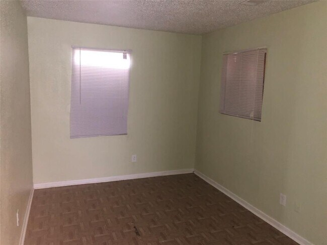 Foto del edificio - 4206 Grassmere St
