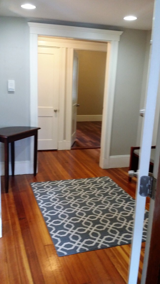 226 E Cottage St Unit 2a Boston Ma 02125 Apartment For Rent In