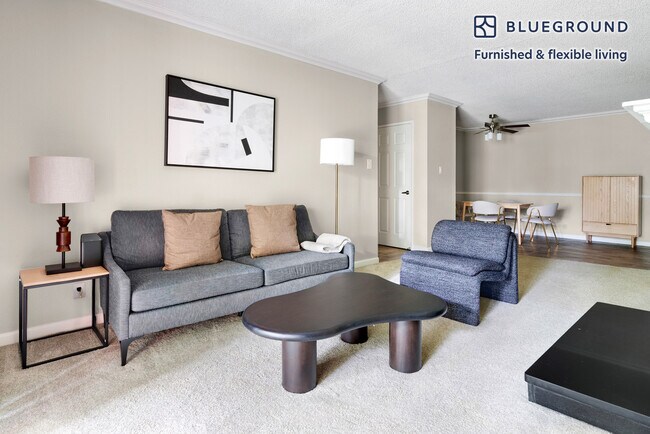 Foto del edificio - 350 Budd Ave