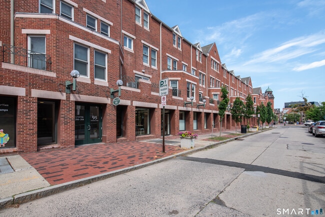 Foto del edificio - 95 Audubon St