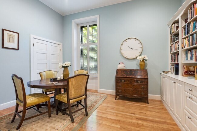 Foto del edificio - 5 Monument Sq