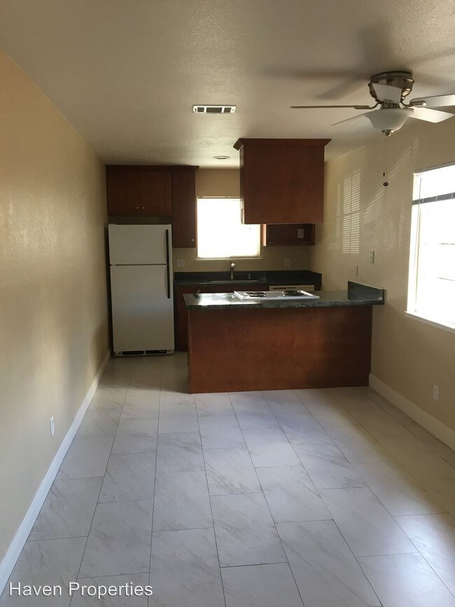 Building Photo - 2 br, 1 bath Apartment - 116 Hickory