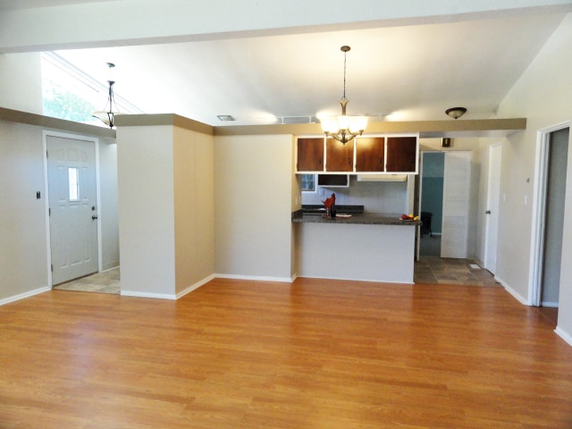 Building Photo - 5000 Horizon Dr