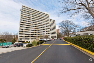 Building Photo - 6101 Edsall Rd