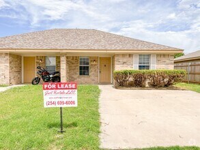 Building Photo - 1707 Windward Dr