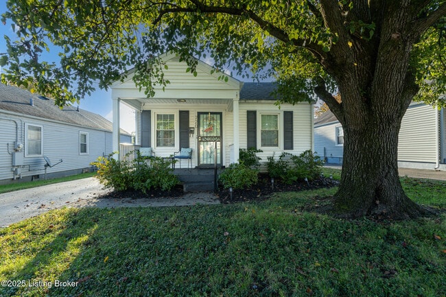 Building Photo - 720 Gheens Ave