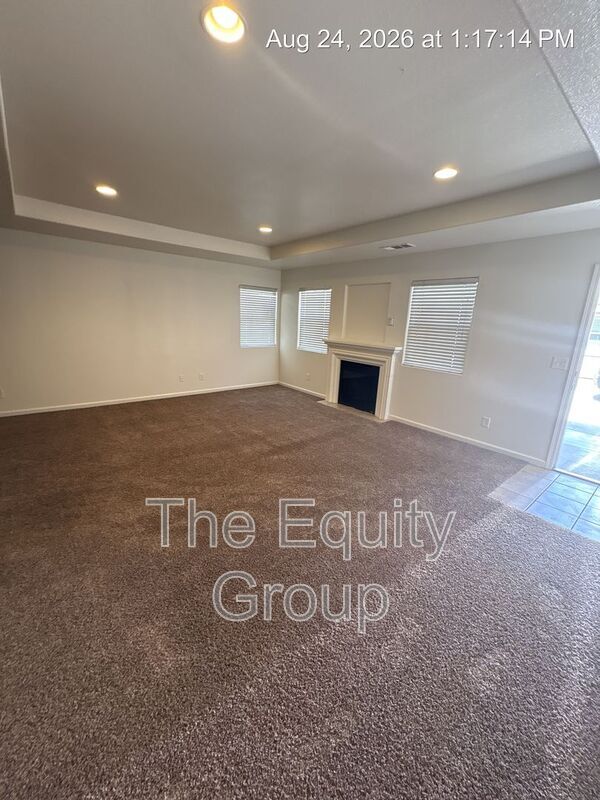 Foto del edificio - 2302 N Vickie St