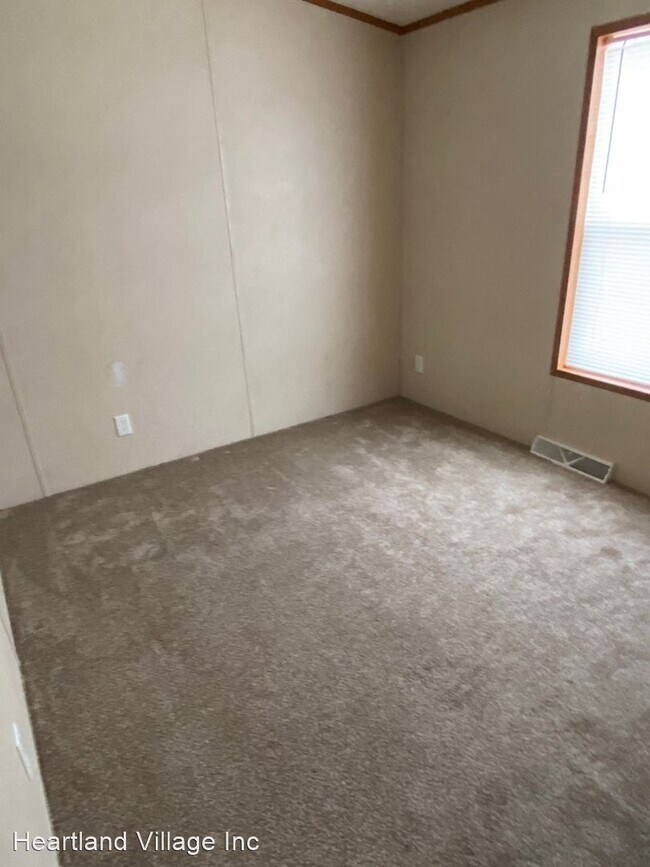 Building Photo - 3 br, 2 bath House - 250 G St