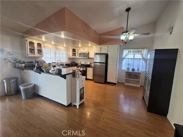 Building Photo - 2513 S Prairie Dunes Pl