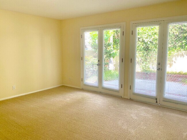 Foto del edificio - 1642 Harper Ave