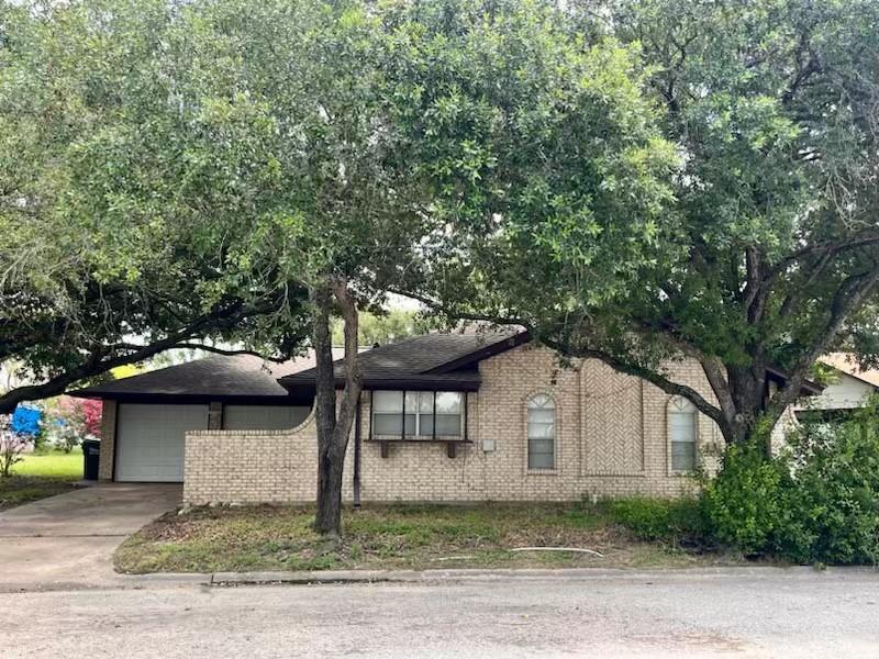 Foto principal - 762 N Madison St